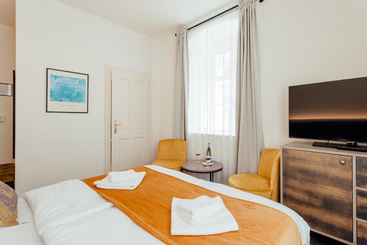 Hotel Glaus Banska Stiavnica Luaran gambar